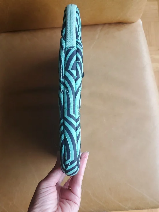 Marc by Marc Jacobs Teal and Black Geometric Quilted Tablet Pouch Bag - Picture 7 of 9